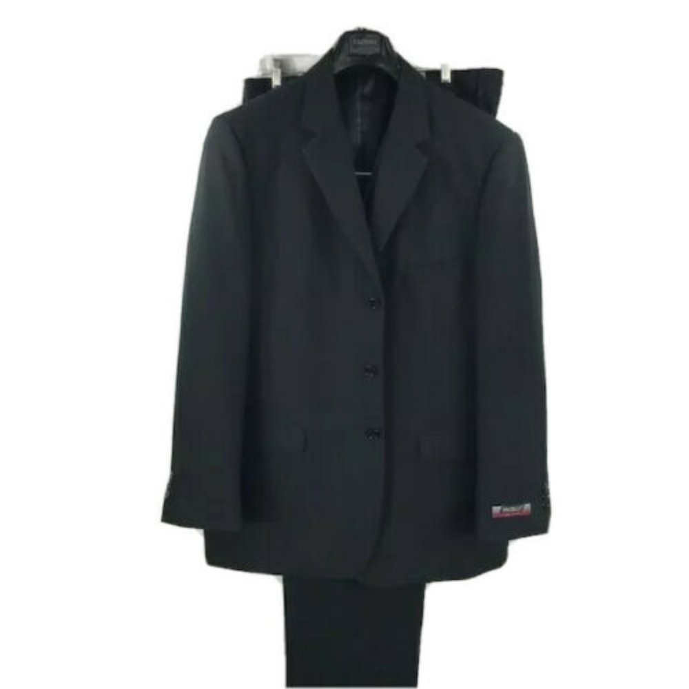 Pacelli Men's Black Suit 3 Piece Single Breasted Jacket Pleated Front Size 48L